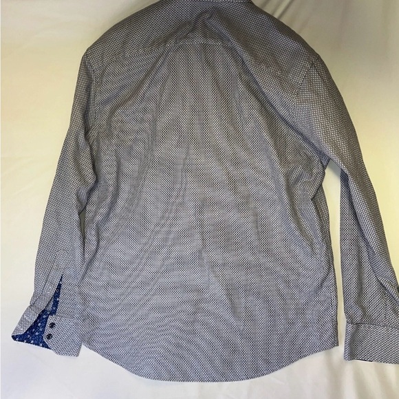 Quieti long sleeve button down shirt. Mens Size XL Blue Texture accent lining - Picture 3 of 9